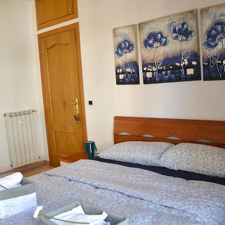 Angolo Sul Giardino Bed & Breakfast Rome